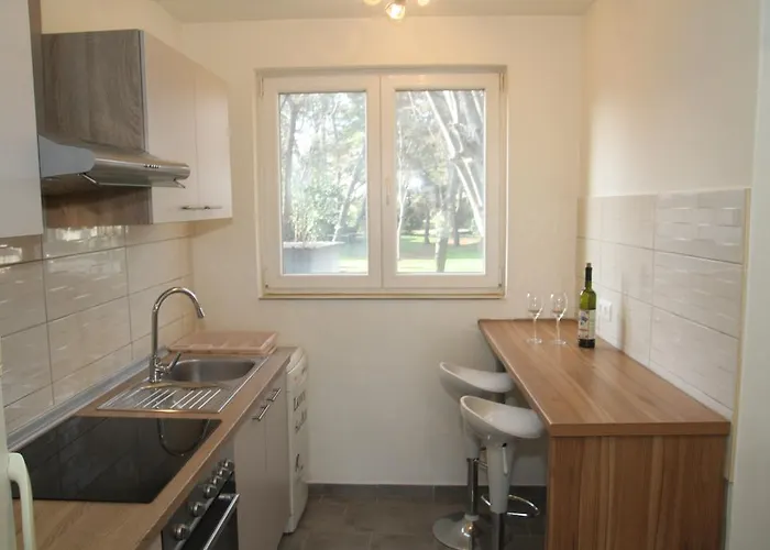 Lovrin Apartamento *