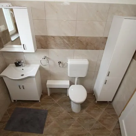 Walk To Old Town Apartment - Free Parking Задар